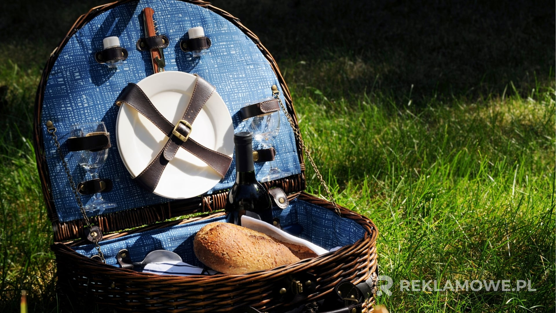 Kosze reklamowe promujące czystość i bezpieczeństwo